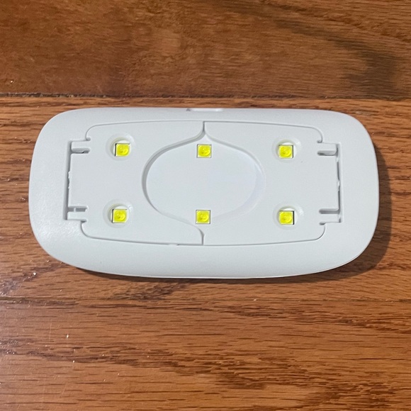 UV LED Nail Lamp - Picture 3 of 6